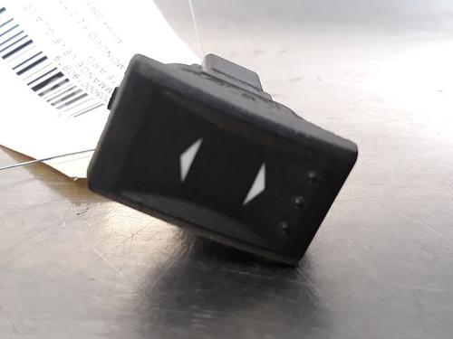 Used Left rear window switch FORD MONDEO III (B5Y) 2.0 TDCi (130 hp) 9327395