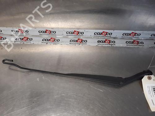 Used Front windshield wiper arm NISSAN PRIMERA Hatchback (P12) 1.9 dCi (120 hp) 20600609