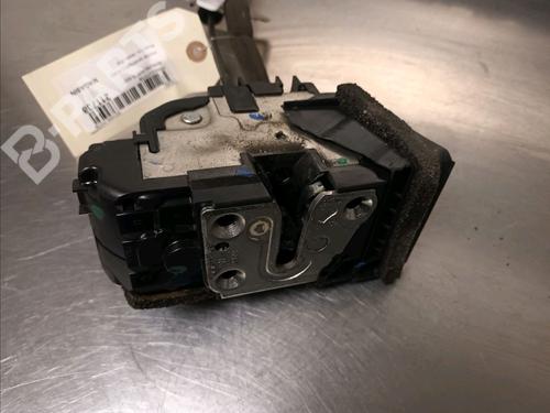 Front right lock NISSAN QASHQAI / QASHQAI +2 I (J10, NJ10, JJ10E) 1.6 dCi | BP9340160C97 