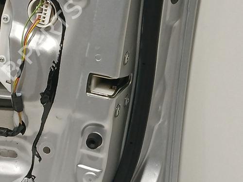 Right front door FIAT SEDICI (189_) 1.9 D Multijet | BP25592032C3 