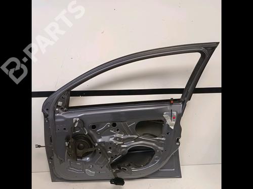 Dør høyre foran OPEL SIGNUM Hatchback (Z03) 3.0 V6 CDTI (F48) | BP10052621C3 