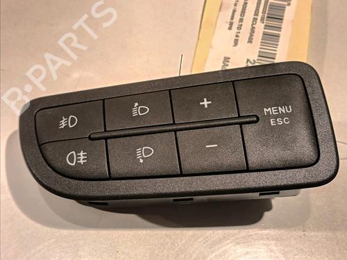 Headlight switch ALFA ROMEO MITO (955_) 1.4 (955AXB1B, 955.AXF1B) (95 hp) 14947979