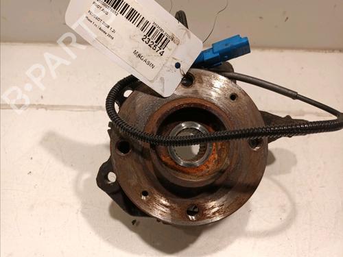 Used Left front steering knuckle PEUGEOT 2008 I (CU_) 1.2 THP 110 / PureTech 110 (110 hp) 16859460