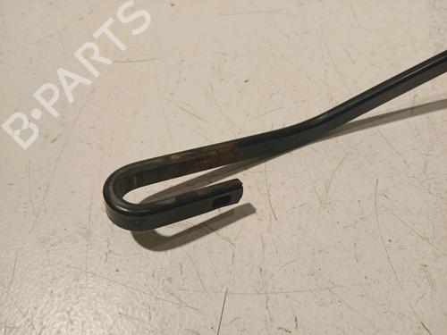 Front windshield wiper arm NISSAN JUKE (F15) 1.5 dCi | BP18058269C143