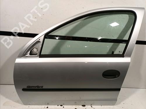 Dør venstre foran OPEL CORSA C (X01) 1.2 (F08, F68) (75 hp) 15546226