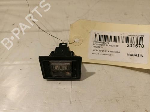 Used Licence plate light MERCEDES-BENZ A-CLASS (W176) A 200 (176.043) (156 hp) 15643172