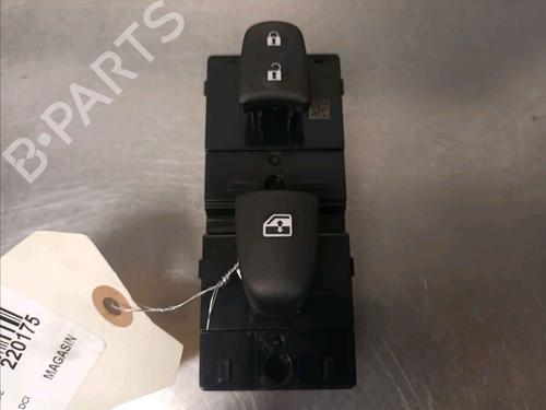 Used Right front window switch Right front window switch NISSAN QASHQAI II (J11, J11_) [2013-2026] 36036131 36036131