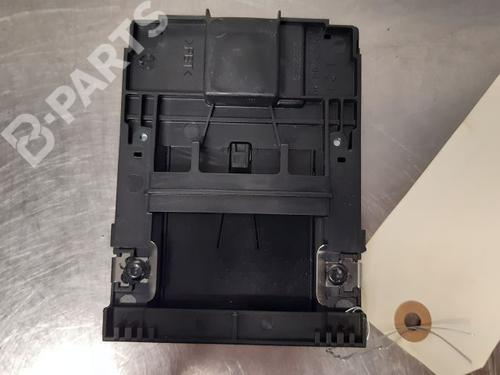 Used Card reader Card reader RENAULT MEGANE III Hatchback (BZ0/1_, B3_) 1.5 dCi (BZ09, BZ0D, BZ1W, BZ29, BZ14) (110 hp) 9335922 9335922