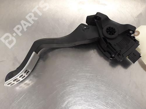 Used Pedal PEUGEOT 307 CC (3B) 2.0 HDi 135 (136 hp) 9494620