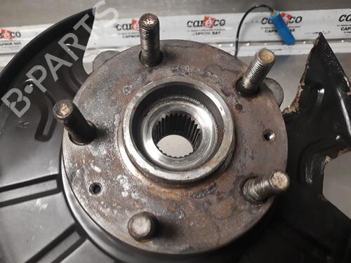 Right front steering knuckle LAND ROVER FREELANDER I (L314) 2.0 Td4 4x4 | BP14860062M26 