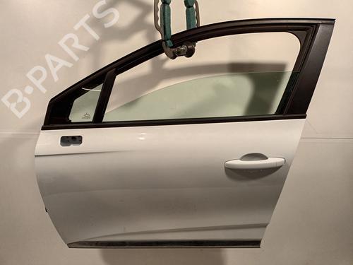 Used Left front door RENAULT CLIO V (B7_) 1.6 E-TECH 145 (B7MU) (143 hp) 32657881