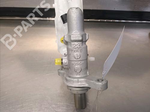 Brake master cylinder RENAULT MEGANE IV Hatchback (B9A/M/N_) 1.5 dCi 110 (B9A3) | BP9658971M77 
