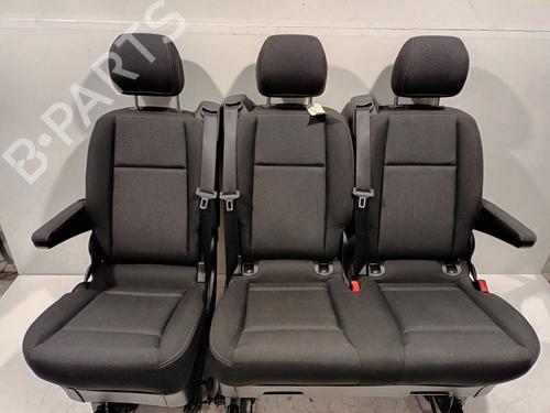 Banco traseiro Banco traseiro RENAULT TRAFIC III Bus (JG_) 2.0 dCi 150 (JGMU) (150 hp) 36595316 36595316