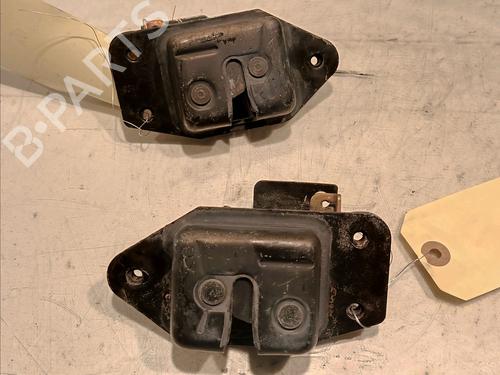 Tailgate lock JEEP GRAND CHEROKEE II (WJ, WG) 4.7 V8 4x4 K55136742AD