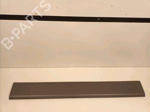 Used Rear right wheel arch trim RENAULT MASTER III Van (FV) 2.3 dCi 135 FWD (FV0N, FV08, FV06, FV00, FV1S) (136 hp) 30142852