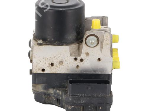 Used ABS pump TOYOTA RAV 4 III (_A3_) 2.2 D 4WD (ALA30_, ALA30R) (136 hp) 26516811
