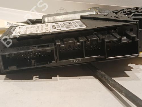 Alzavetro anteriore sinistro AUDI A4 B6 (8E2) 1.9 TDI | BP20723563C22 