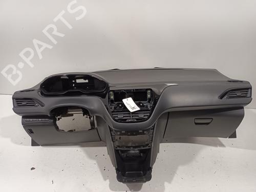 Cruscotto PEUGEOT 208 I (CA_, CC_) 1.2 VTi 68 / PureTech 68 (68 hp) 32131915