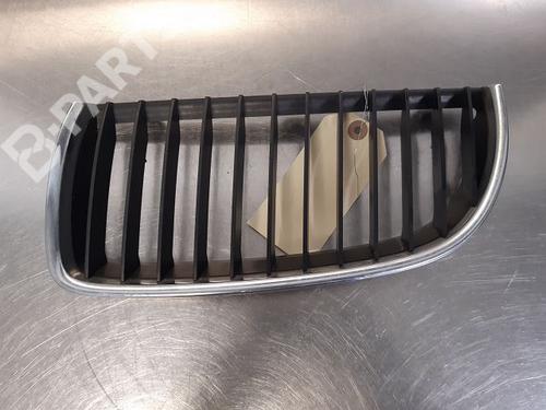 Used Grille BMW 3 (E90) 318 d (143 hp) 9327288