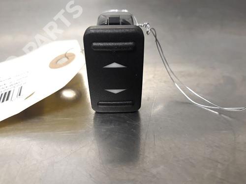 Used Right rear window switch FORD MONDEO IV (BA7) 1.8 TDCi (125 hp) 9325883