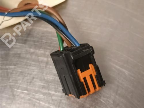 Right mirror PEUGEOT 206+ (2L_, 2M_) 1.4 HDi eco 70 | BP11050088C27