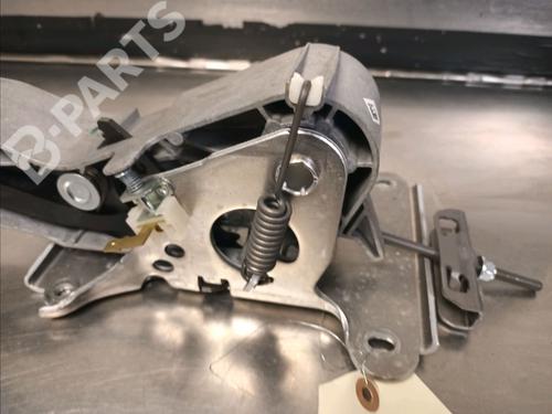 Hand brake RENAULT MEGANE IV Grandtour (K9A/M/N_) 1.2 TCe 130 (K9MR) | BP9341073I18
