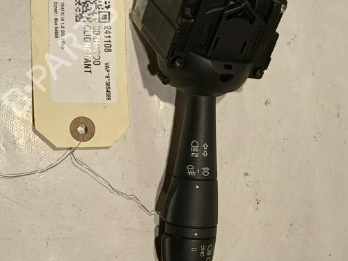 Used Steering column stalk RENAULT TRAFIC III Van (FG_) [2014-2025]  20609768
