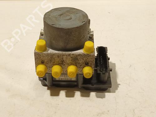 Used ABS pump RENAULT CLIO III (BR0/1, CR0/1) 1.5 dCi (65 hp) 20701601