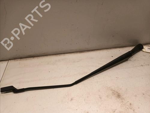 Used Front windshield wiper arm RENAULT CLIO V (B7_) 1.0 TCe 100 (B7MT) (101 hp) 16188526
