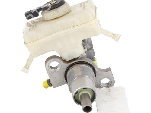 Brake master cylinder AUDI A7 Sportback (4GA, 4GF) 3.0 TDI quattro | BP27978693M77 