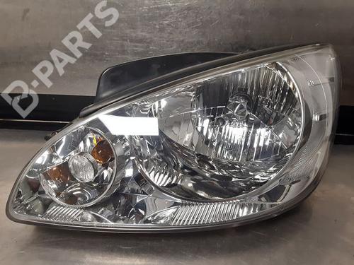 Left headlight HYUNDAI GETZ (TB) 1.5 CRDi (88 hp) 9330765