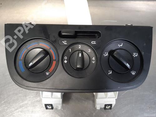Used Climate control CITROËN NEMO MPV 1.4 HDi (68 hp) 9336088