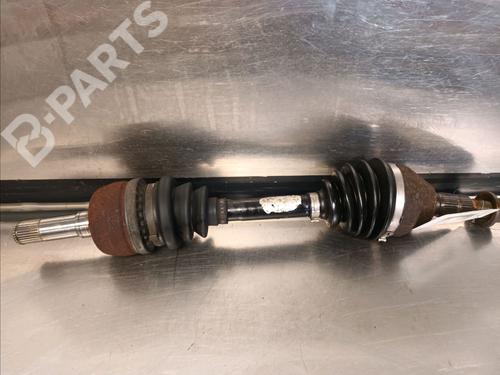 Used Left front driveshaft OPEL SIGNUM Hatchback (Z03) 3.0 V6 CDTI (F48) (177 hp) 10052033
