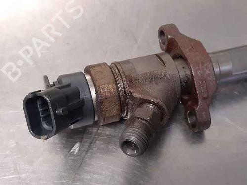 Injector FORD FOCUS II (DA_, HCP, DP) 1.6 TDCi | BP30142833M100