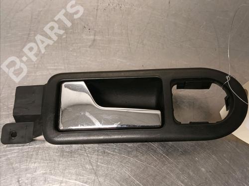 Used Front left interior door handle VW GOLF IV (1J1) 1.9 SDI (68 hp) 9341302