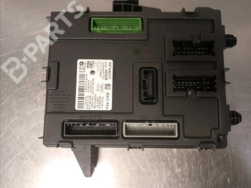 Used Fuse box RENAULT MEGANE IV Hatchback (B9A/M/N_) 1.5 dCi 110 (B9A3) (110 hp) 9658959