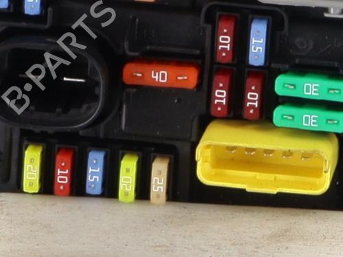 Fuse box CITROËN C3 II (SC_) 1.2 VTi 82 | BP31965509E1