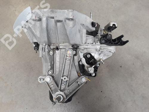 Used Gearbox DACIA SANDERO 1.5 dCi (88 hp) 9323164