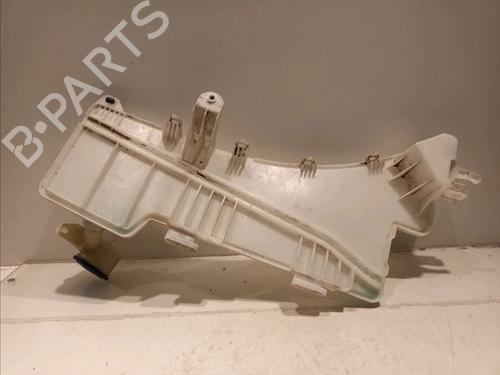 Windscreen washer tank PEUGEOT 5008 II (MC_, MJ_, MR_, M4_) 1.5 BlueHDi 130 (MCYHZJ, MCYHZR, MCYHZX) | BP17067791C113 