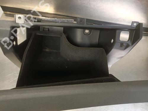 Glove box PEUGEOT 3008 II SUV (MC_, MR_, MJ_, M4_) 1.2 THP/ PureTech 130 (MRHNSM, MRHNSU, MRHNSJ, MRHNYW,... | BP12822441C95 