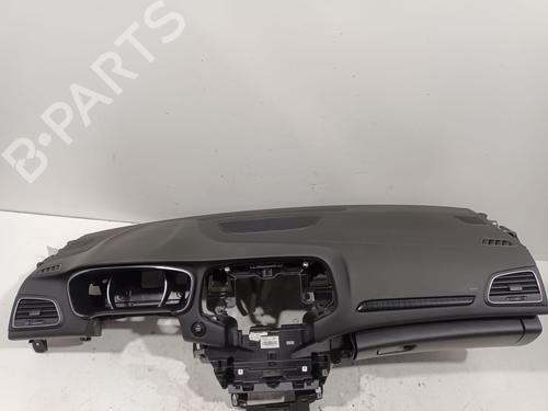 Dashboard Dashboard RENAULT MEGANE IV Hatchback (B9A/M/N_) 1.5 dCi 90 (B9A1) (90 hp) 36352582 36352582