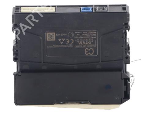 Used Electronic module Electronic module TOYOTA COROLLA Estate (_E21_) 2.0 Hybrid (MZEH12) (180 hp) 39967378 39967378