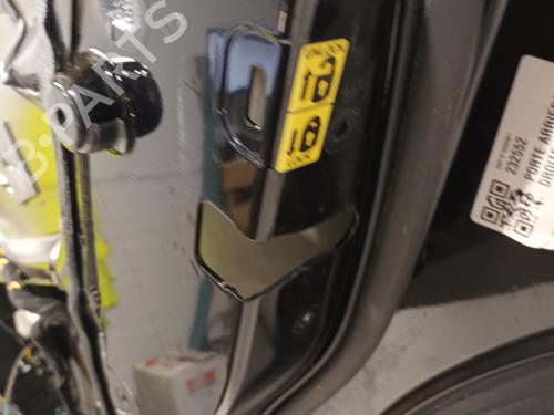 Right rear door LAND ROVER RANGE ROVER SPORT I (L320) 3.6 D 4x4 | BP20607628C5