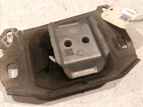 Used Gearbox mount PEUGEOT 308 II (LB_, LP_, LW_, LH_, L3_) 1.5 BlueHDI 100 (102 hp) 18481342