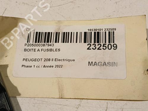 Fuse box PEUGEOT 208 II (UB_, UP_, UW_, UJ_) e-208 | BP17738309E1 