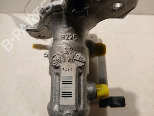 Brake master cylinder MERCEDES-BENZ GLA-CLASS (X156) GLA 200 (156.943) | BP18414921M77 
