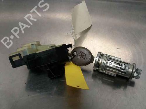 Used Ignition barrel JEEP CHEROKEE (XJ) 2.5 i 4x4 (118 hp) 30504552