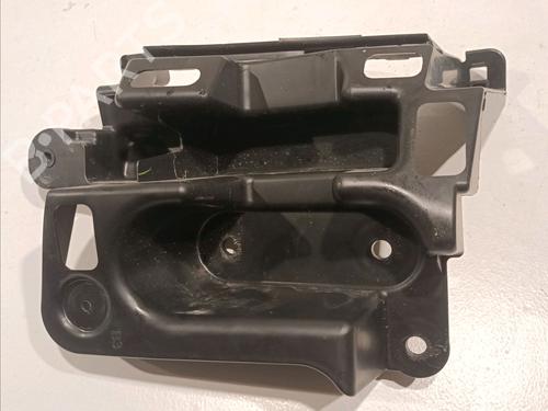Rear bumper bracket PEUGEOT 208 II (UB_, UP_, UW_, UJ_) e-208 9823209380