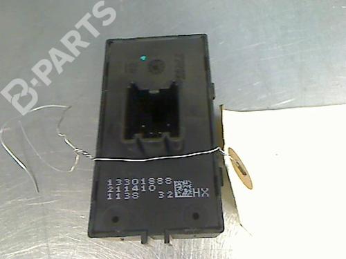 Right rear window switch OPEL MERIVA B MPV (S10) 1.7 CDTI (75) | BP9318205I28 