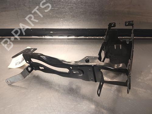 Venstre forlygtestøtte BMW 1 (F20) 118 d (143 hp) 15741233